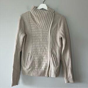 American Eagle Outfitters Chunky Knit Zip Up Asymmetrical Cardigan Medium